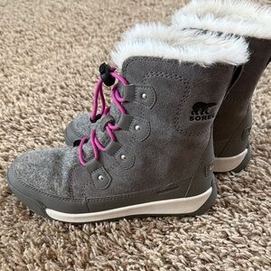 Sorel Kids' Gray Boots with Pink Accents